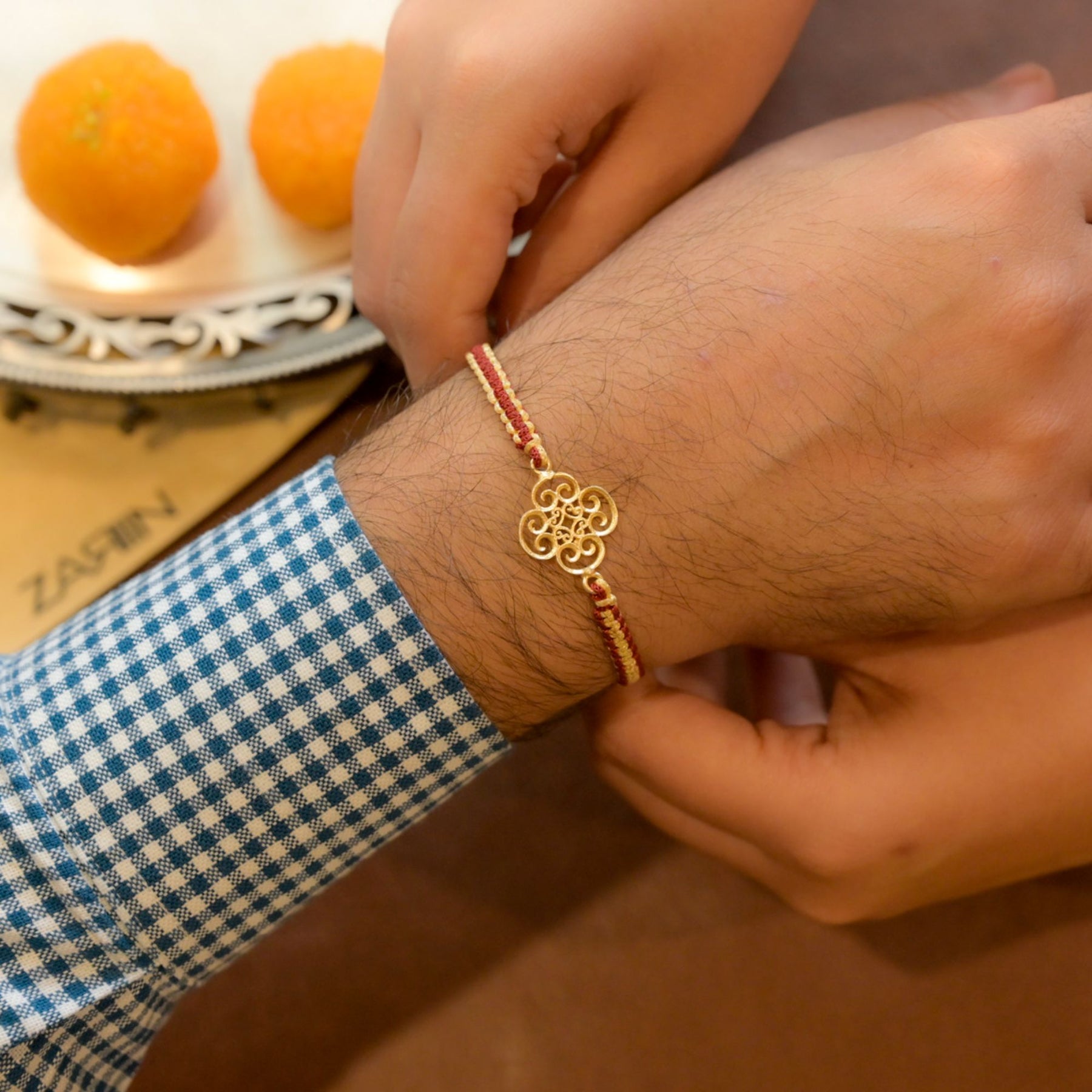 8 Gold Bracelet Designs Your Partner Can Buy For Your Anniversary Gift